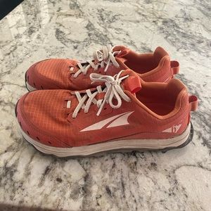 Altra Lone Peak 6